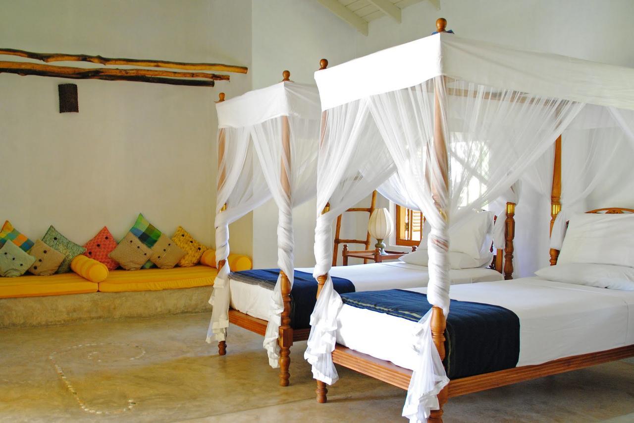 Khomba Beach House Alankuda Εξωτερικό φωτογραφία