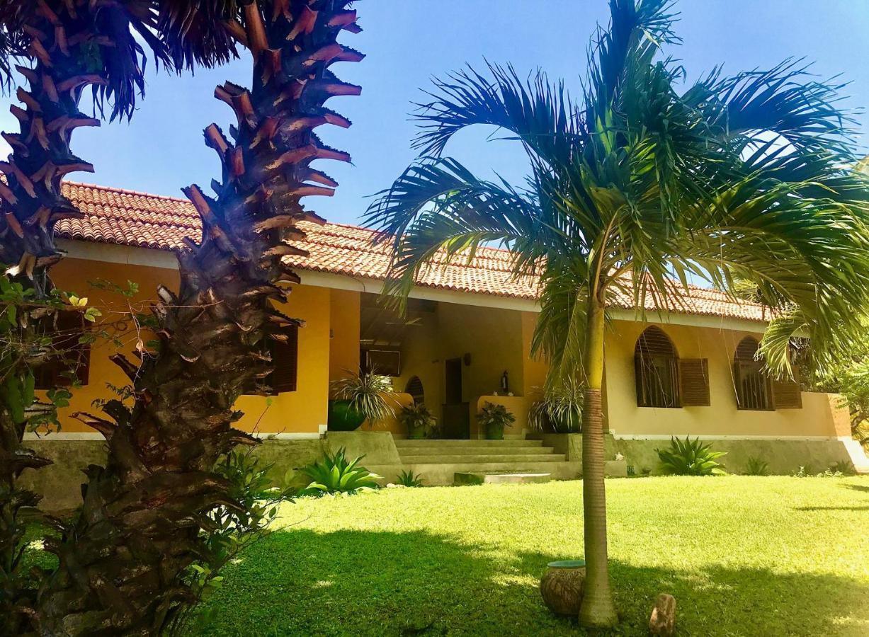 Khomba Beach House Alankuda Εξωτερικό φωτογραφία