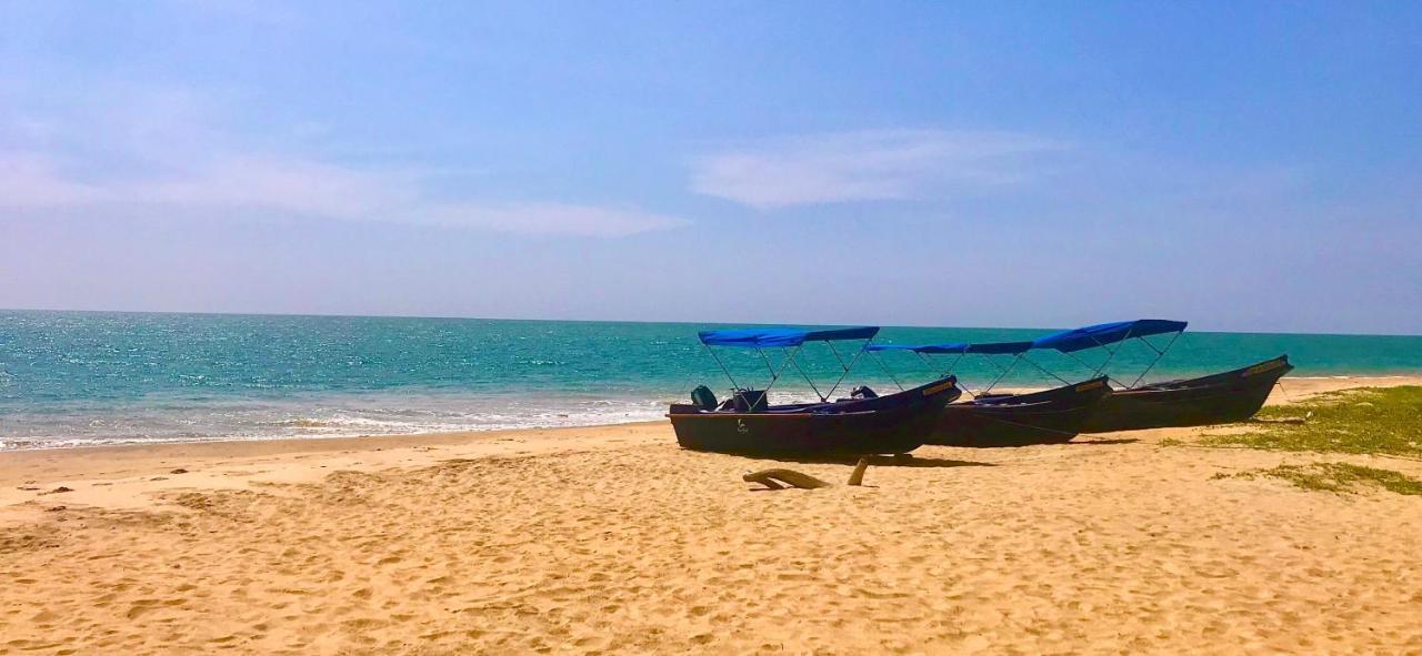 Khomba Beach House Alankuda Εξωτερικό φωτογραφία